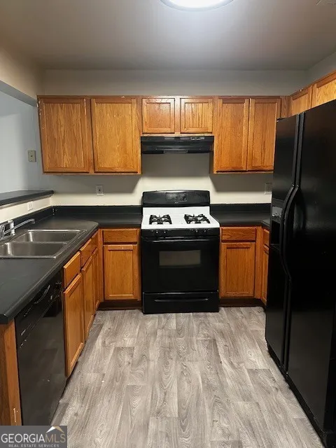 5675 Hampton CT College Park, GA 30349