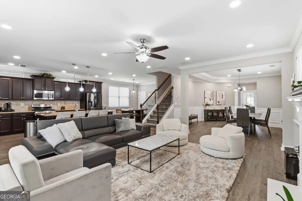 2618 Lake Manor CIR Duluth, GA 30096