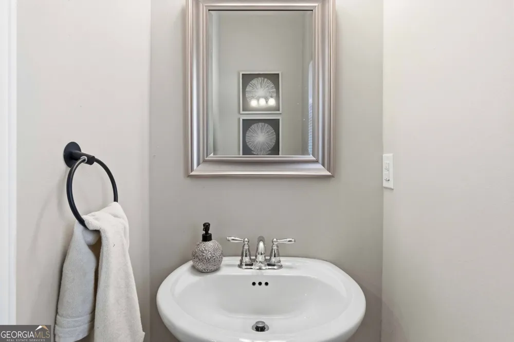 2618 Lake Manor CIR Duluth, GA 30096