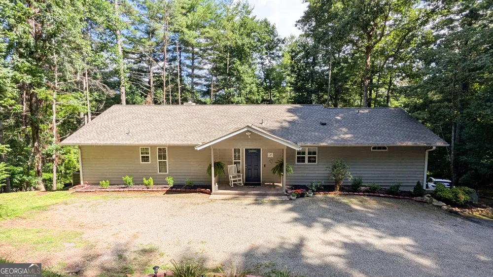 5302 Summer Wood LN Young Harris, GA 30582