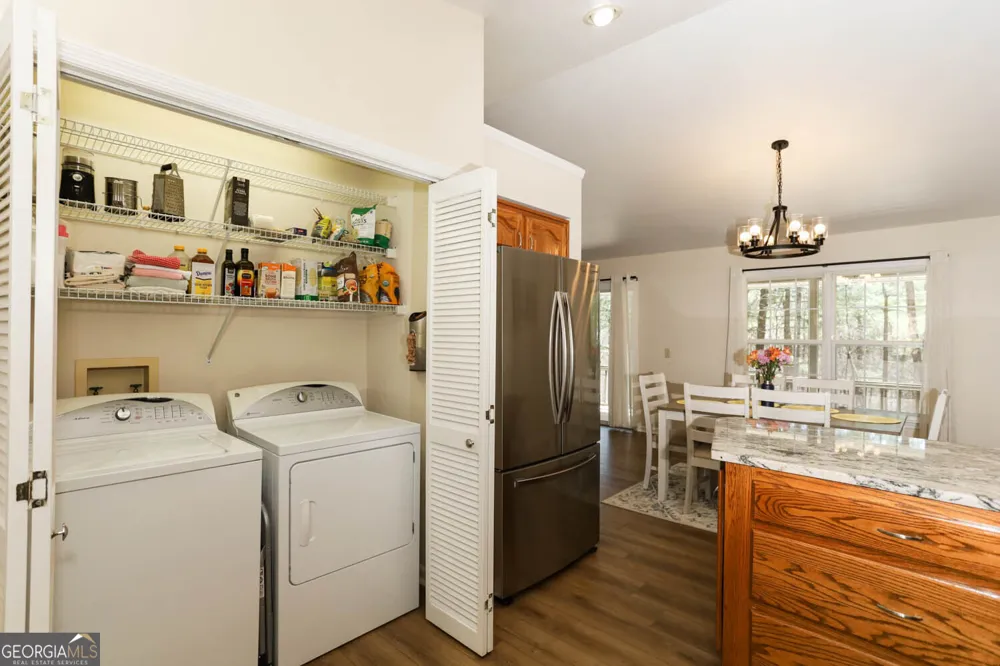 5302 Summer Wood LN Young Harris, GA 30582