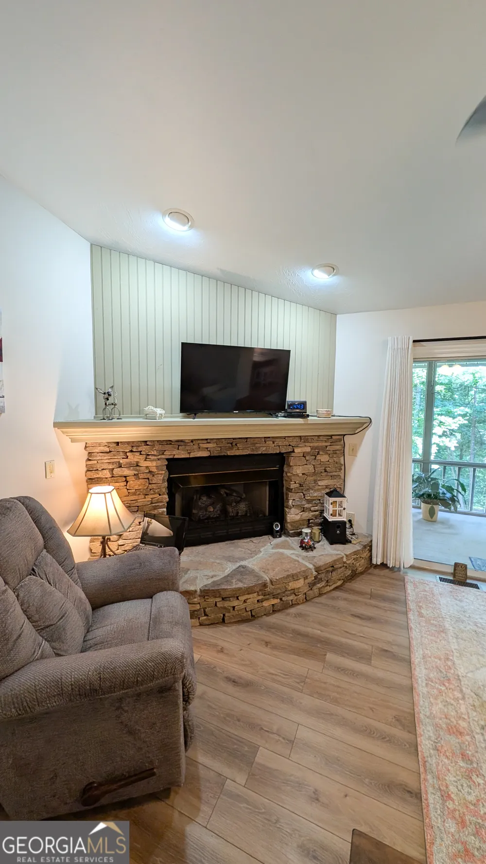 5302 Summer Wood LN Young Harris, GA 30582