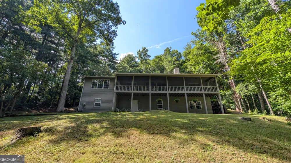 5302 Summer Wood LN Young Harris, GA 30582