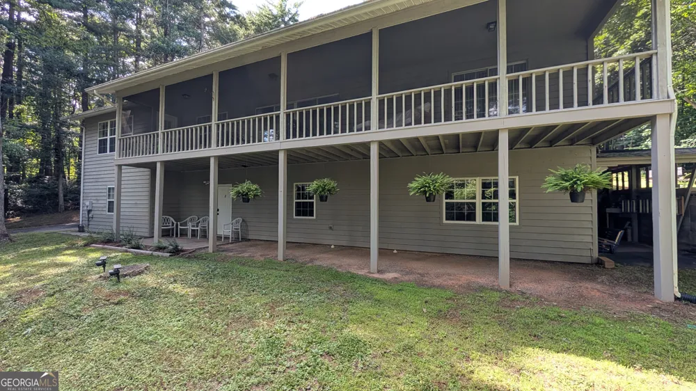 5302 Summer Wood LN Young Harris, GA 30582