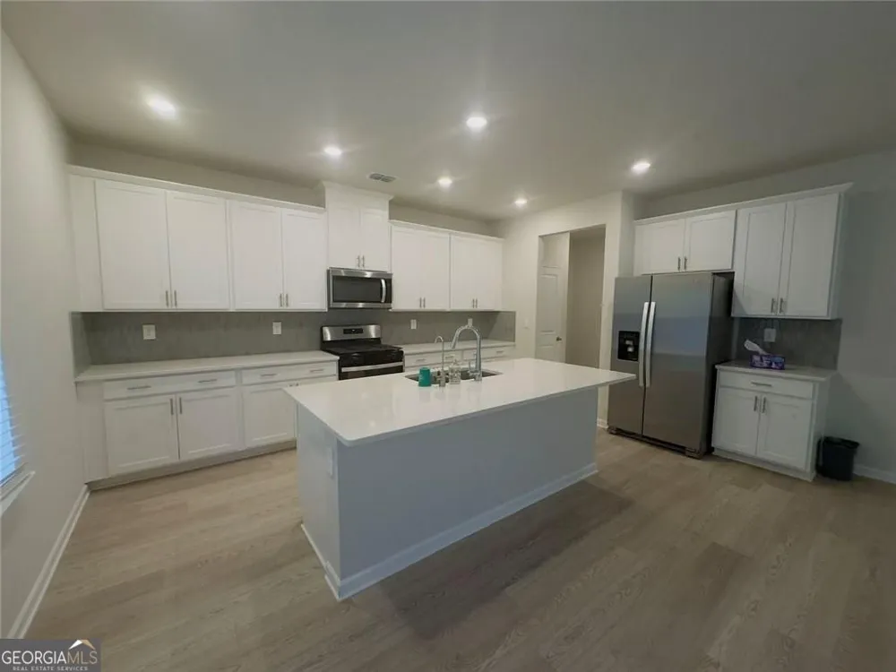 327 Valley Oak DR Dawsonville, GA 30534