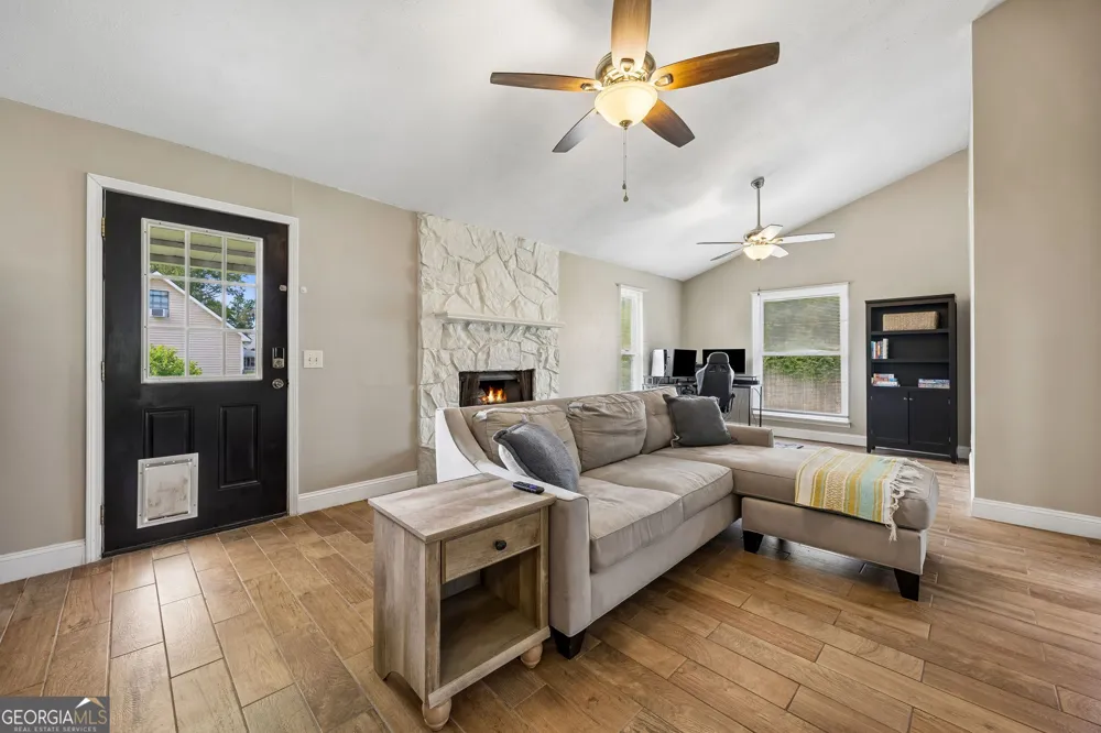 105 Wolf Bay CIR Kingsland, GA 31548