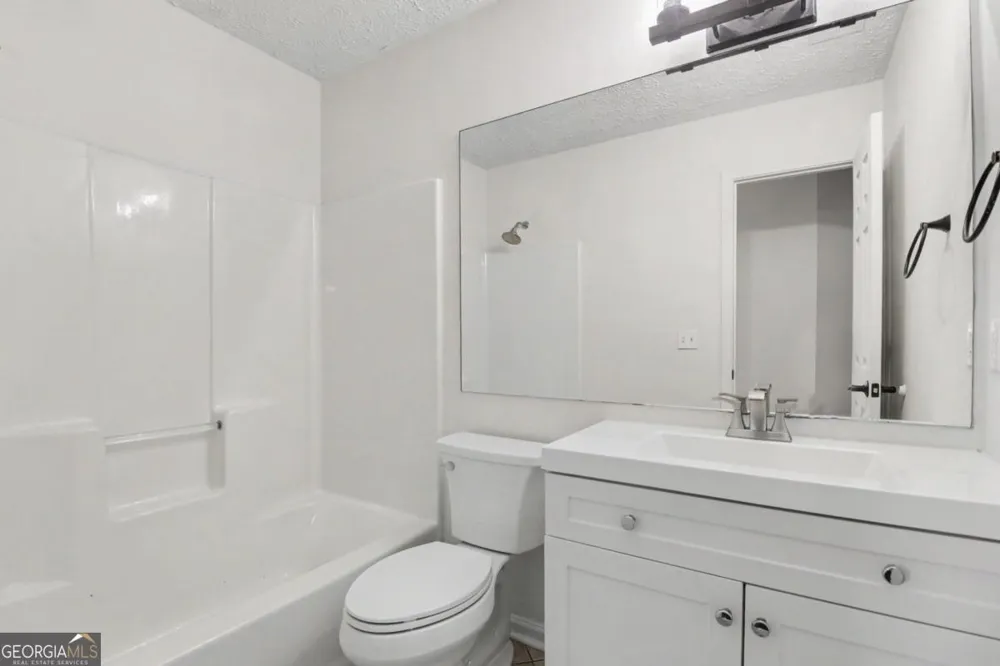 3075 Barnwood XING Duluth, GA 30097