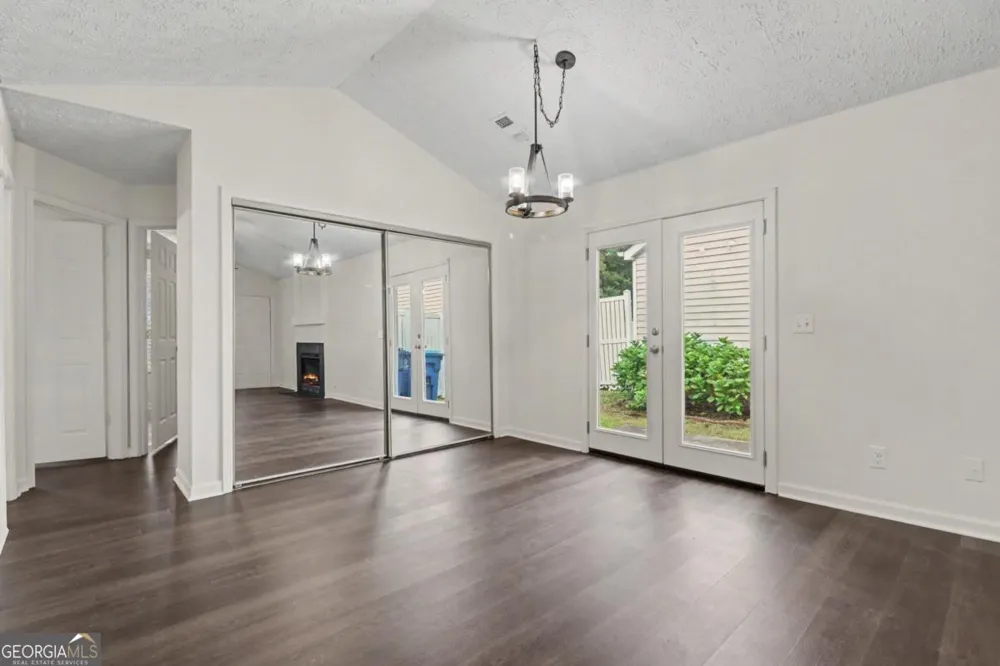 3075 Barnwood XING Duluth, GA 30097