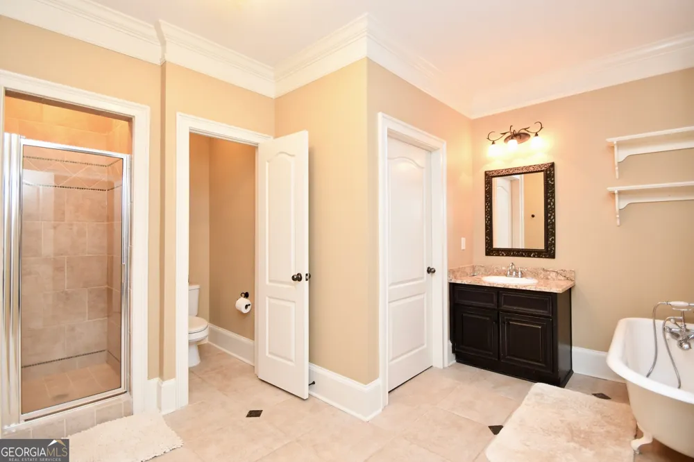 1040 Pimlico LN Bishop, GA 30621