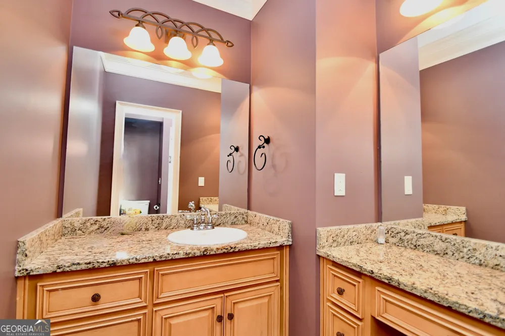 1040 Pimlico LN Bishop, GA 30621