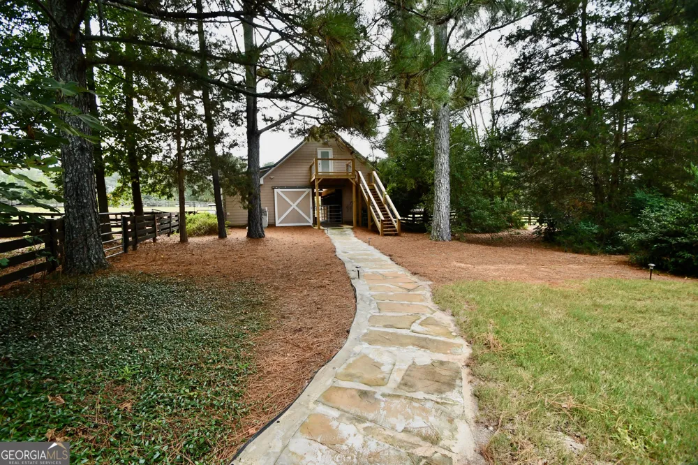 1040 Pimlico LN Bishop, GA 30621