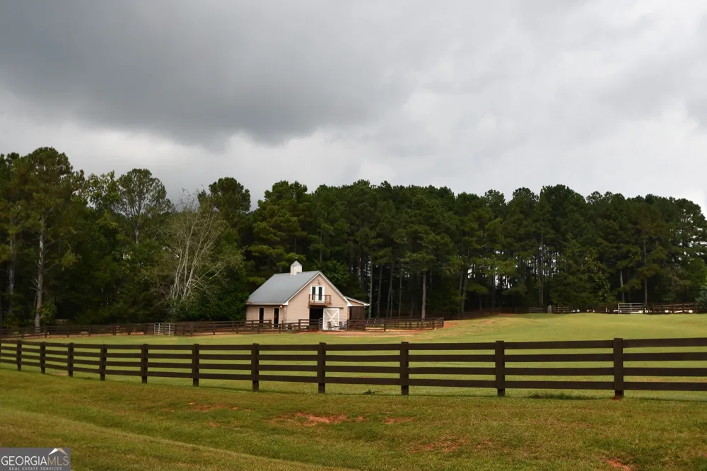 1040 Pimlico LN Bishop, GA 30621
