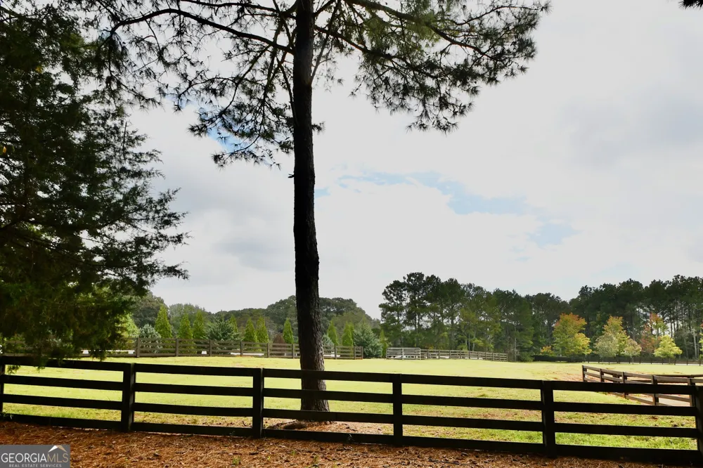 1040 Pimlico LN Bishop, GA 30621