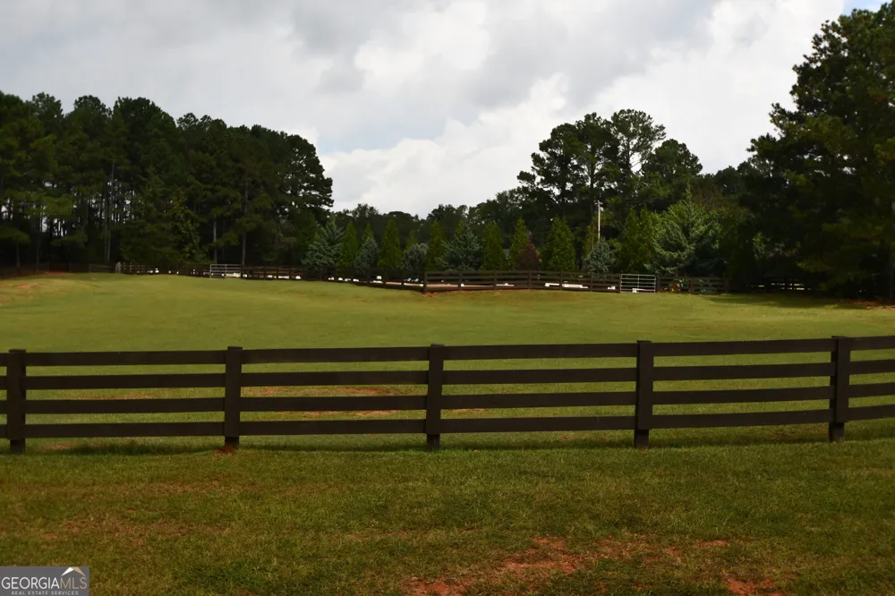 1040 Pimlico LN Bishop, GA 30621