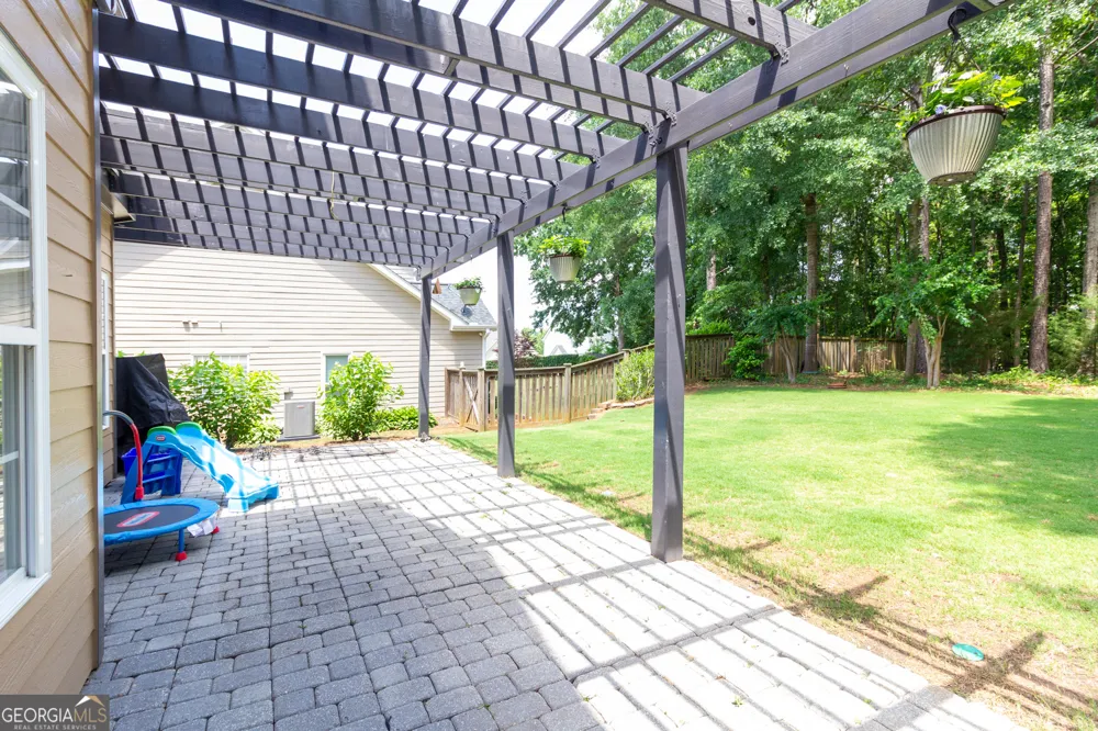 27 Portico PL Newnan, GA 30265