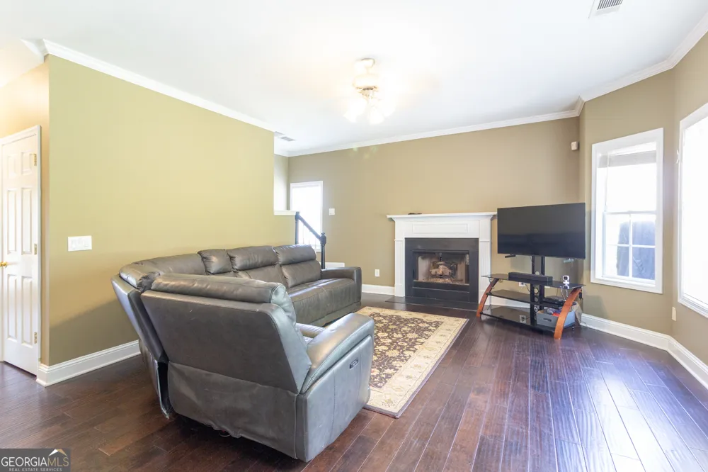 27 Portico PL Newnan, GA 30265