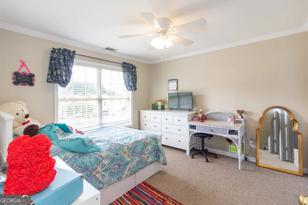 27 Portico PL Newnan, GA 30265