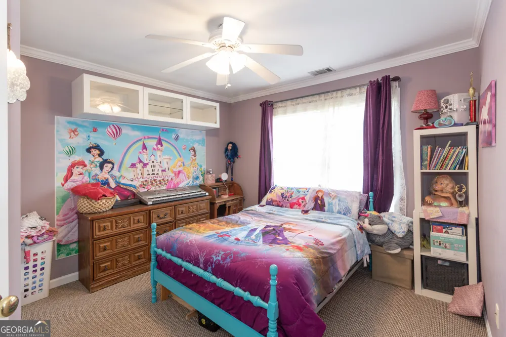 27 Portico PL Newnan, GA 30265