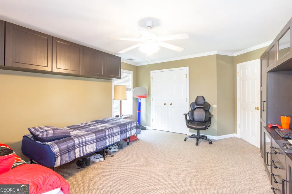 27 Portico PL Newnan, GA 30265