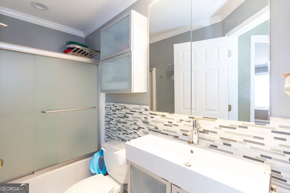 27 Portico PL Newnan, GA 30265