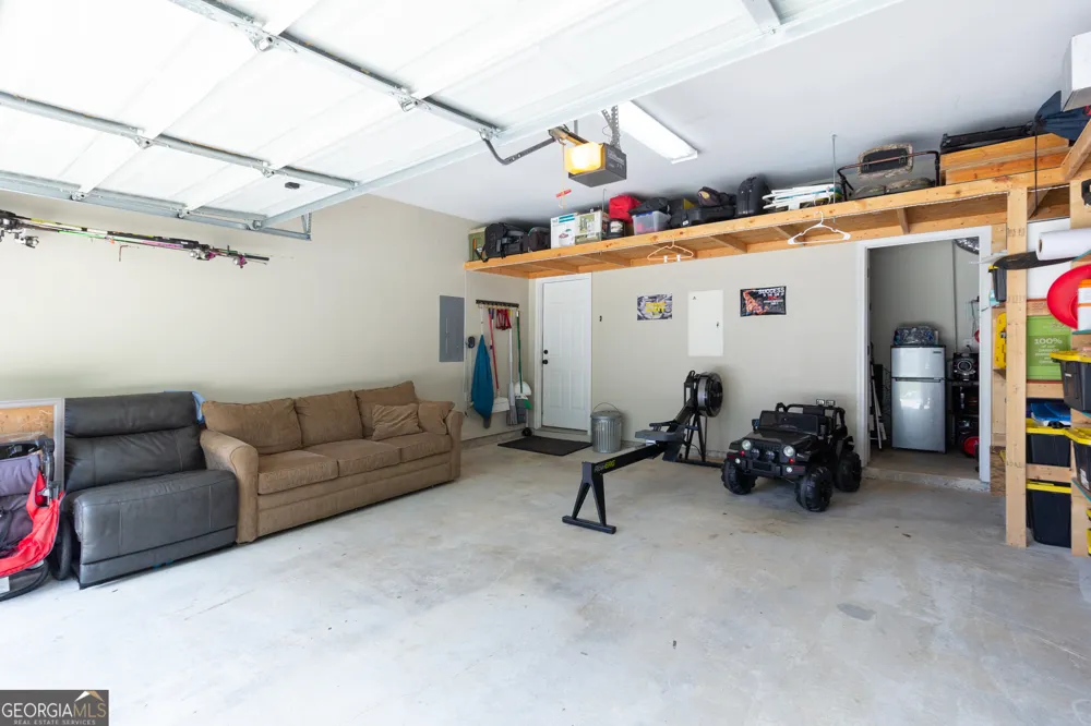 27 Portico PL Newnan, GA 30265