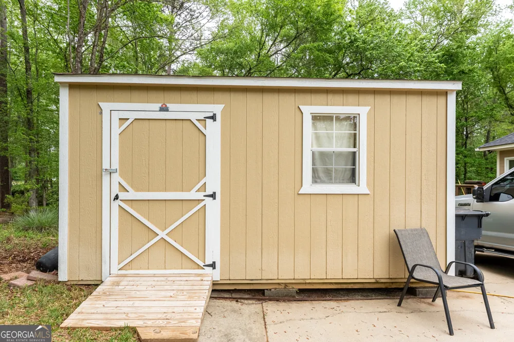 3779 Sussex DR NE Milledgeville, GA 31061