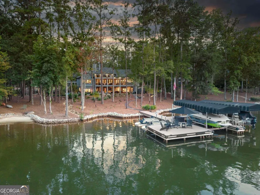 1020 Grove CT Greensboro, GA 30642