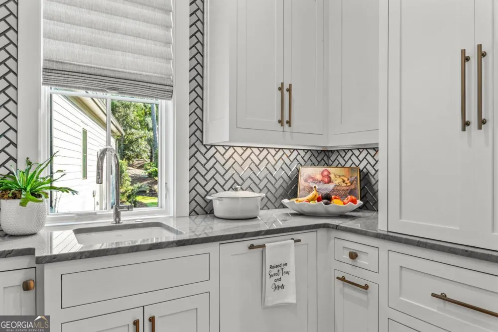 1020 Grove CT Greensboro, GA 30642
