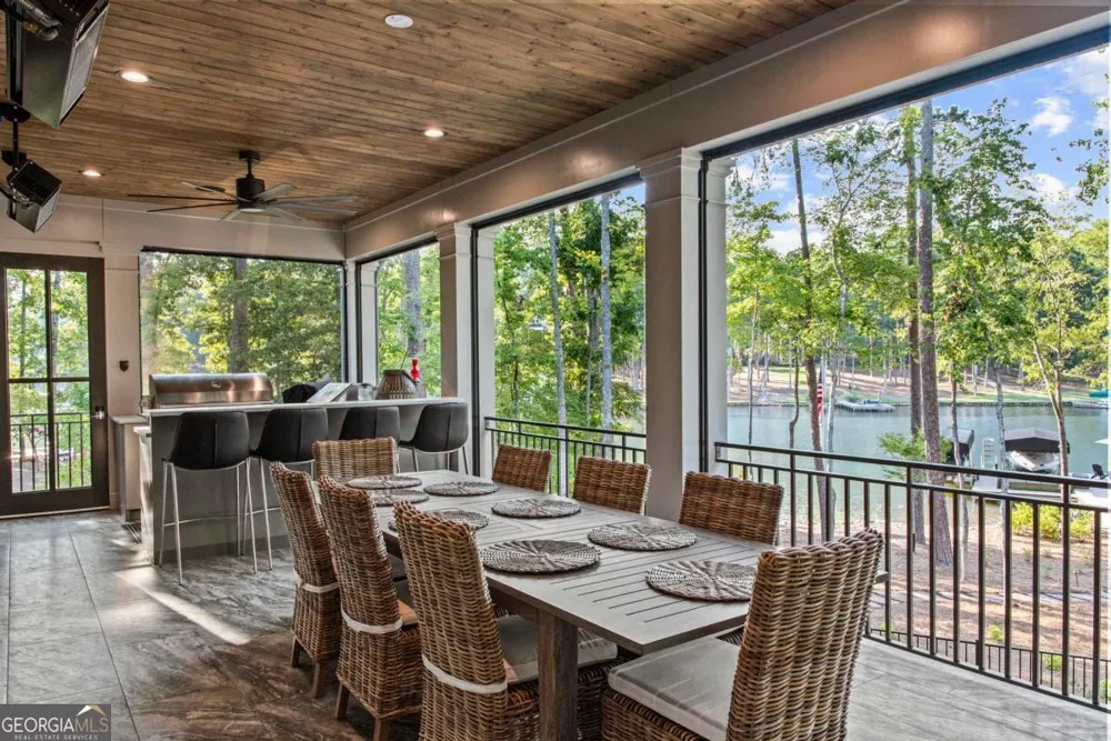 1020 Grove CT Greensboro, GA 30642