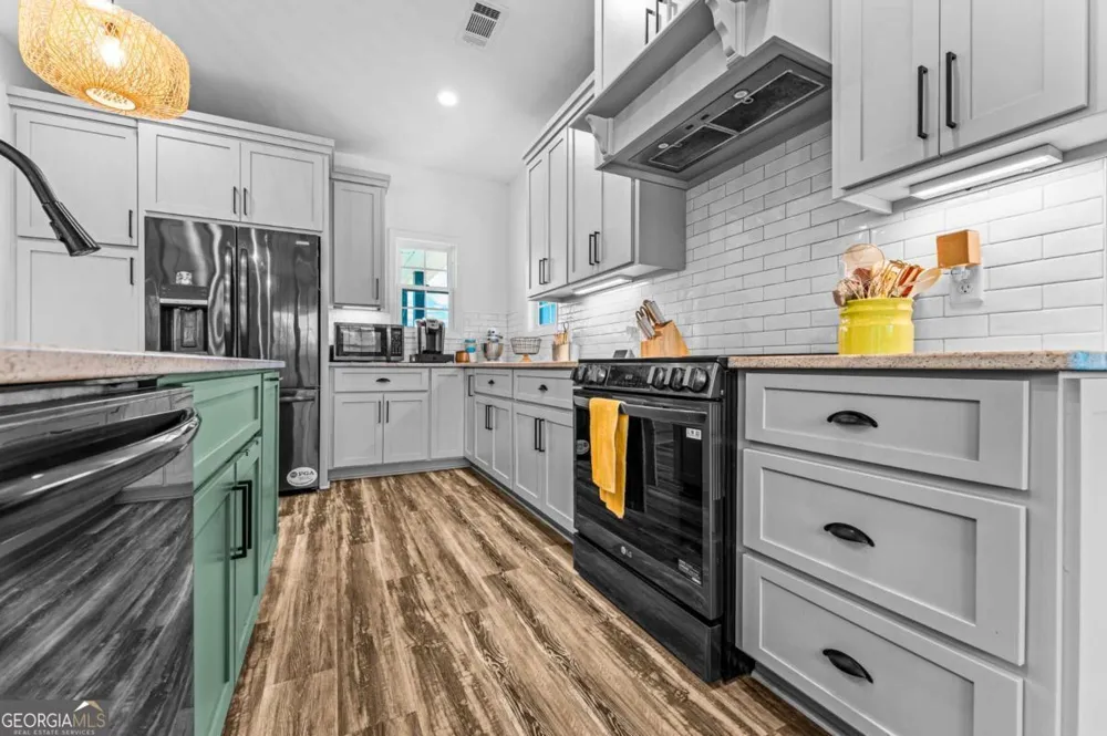 2997 Jason Franklin RD Register, GA 30452