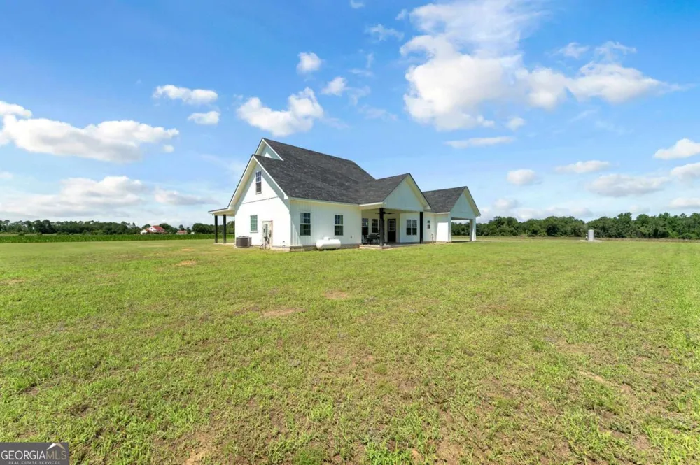 2997 Jason Franklin RD Register, GA 30452