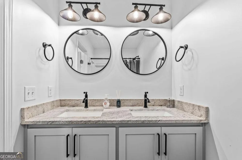 2997 Jason Franklin RD Register, GA 30452