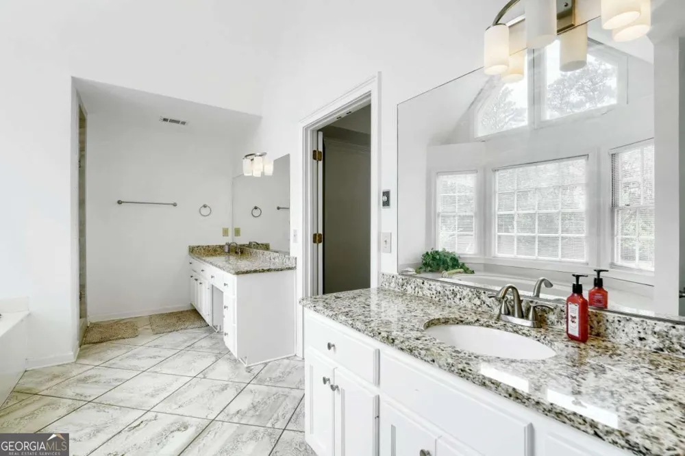 3335 Arborwoods DR Johns Creek, GA 30022