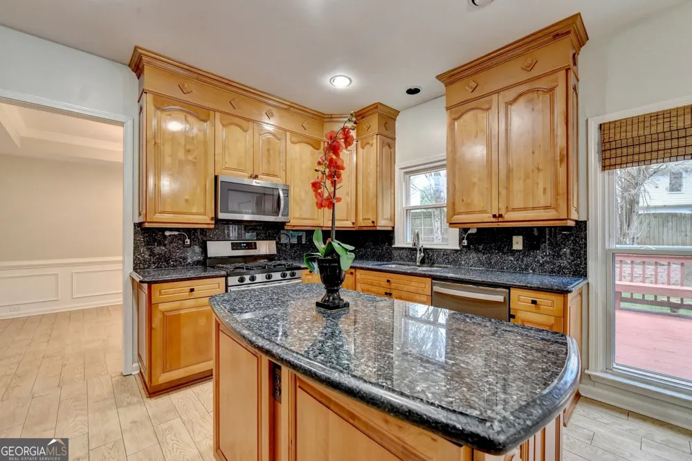 2835 Crestmont CT Cumming, GA 30041