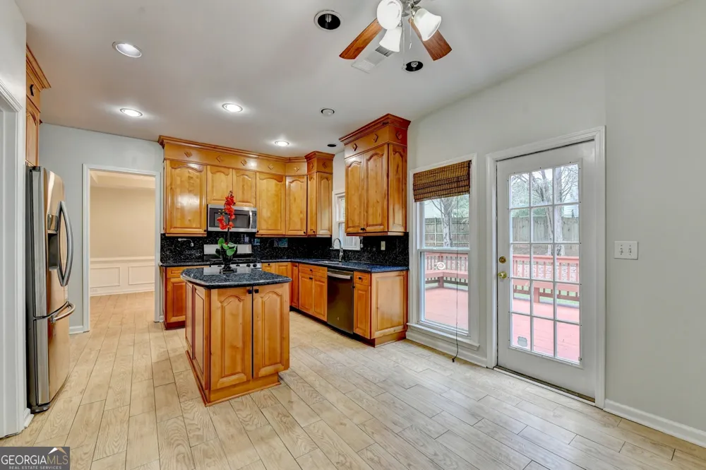2835 Crestmont CT Cumming, GA 30041