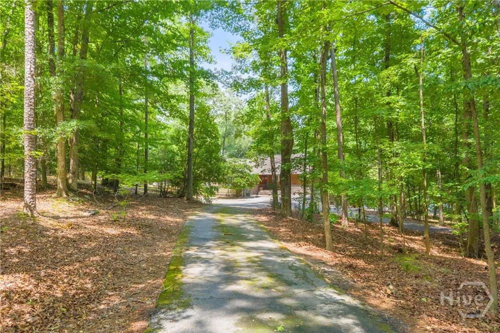 102 Pine Tree Trace Lavonia, GA 30553
