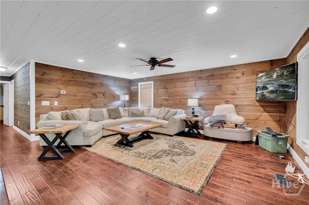 102 Pine Tree Trace Lavonia, GA 30553