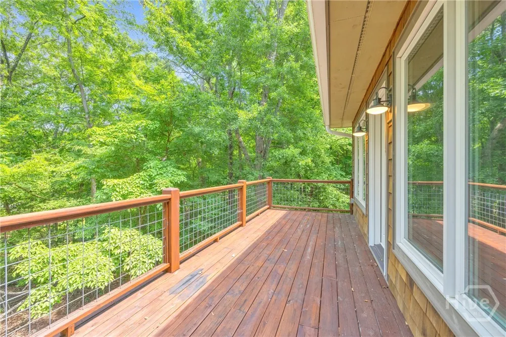 102 Pine Tree Trace Lavonia, GA 30553