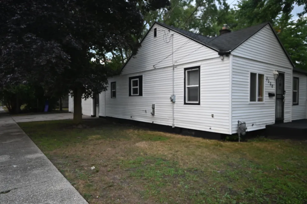 3300 Highland Street Muskegon Heights, MI 49444