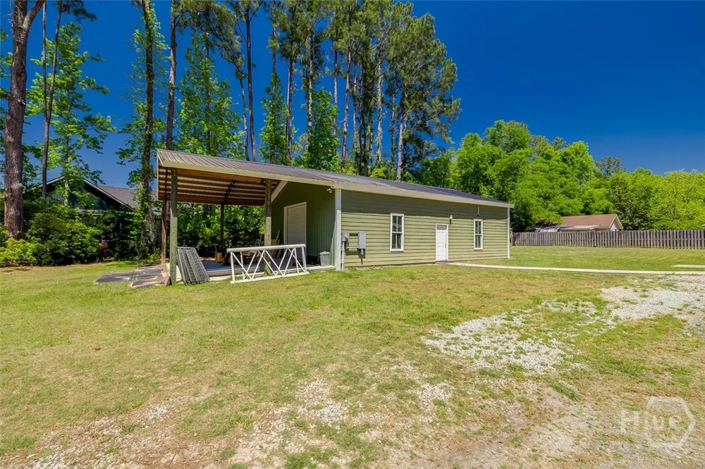 102 Julia Court Springfield, GA 31329