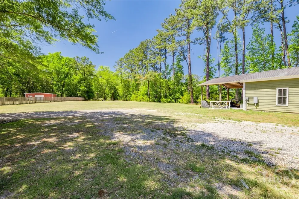 102 Julia Court Springfield, GA 31329