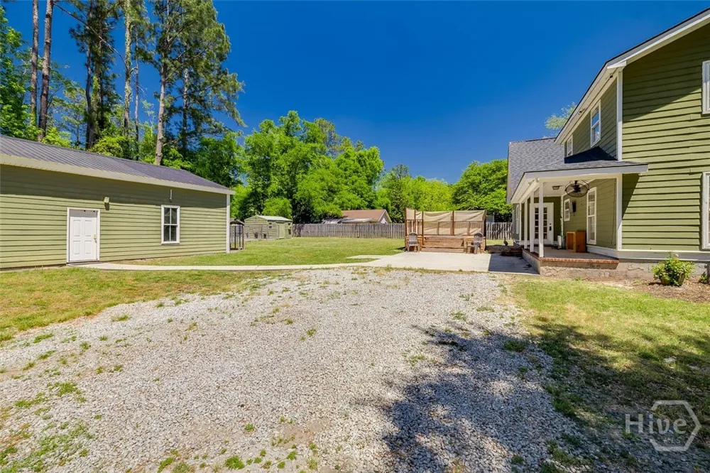 102 Julia Court Springfield, GA 31329