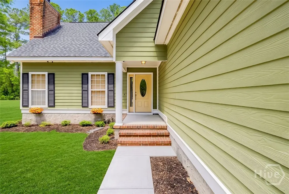 102 Julia Court Springfield, GA 31329