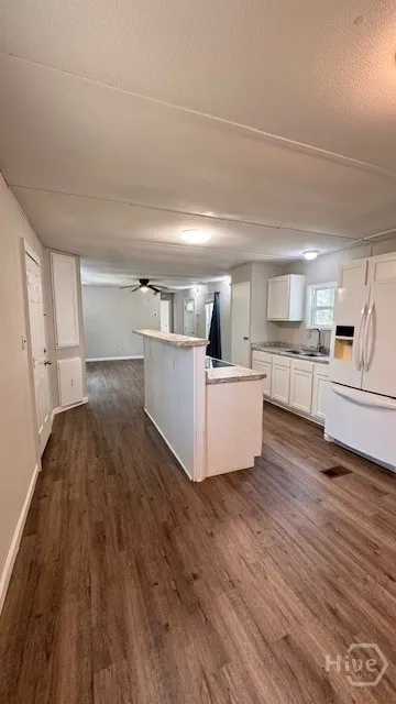 114 Marion Avenue Clyo, GA 31303