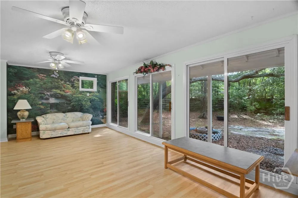 157 Ole Oak Road Allenhurst, GA 31301