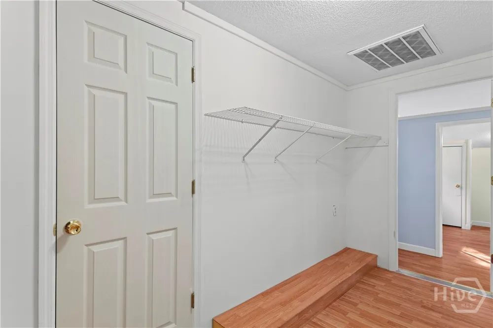 157 Ole Oak Road Allenhurst, GA 31301