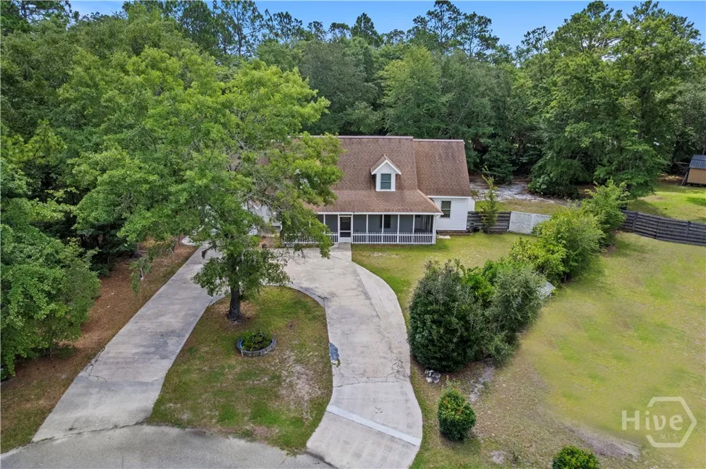 157 Ole Oak Road Allenhurst, GA 31301