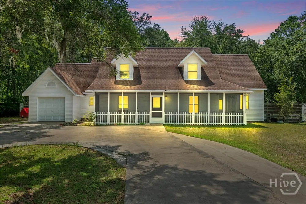 157 Ole Oak Road Allenhurst, GA 31301