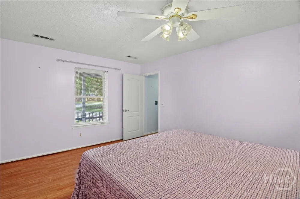 157 Ole Oak Road Allenhurst, GA 31301
