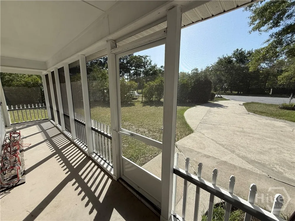 157 Ole Oak Road Allenhurst, GA 31301
